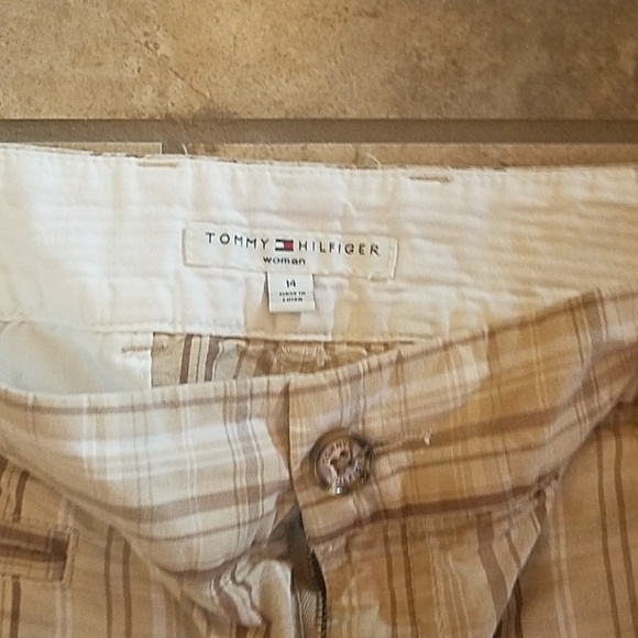 Bermuda shorts - Picture 2 of 3